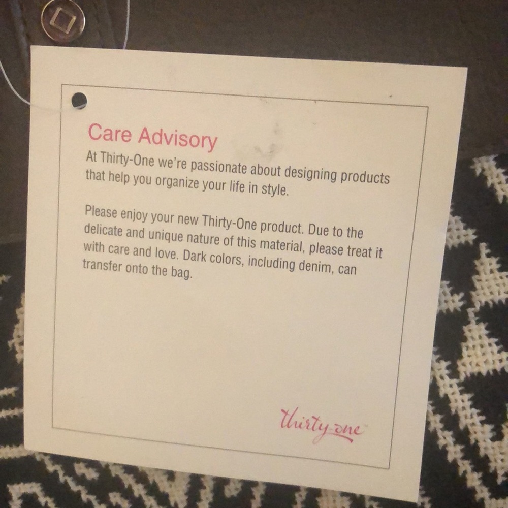 Thirty-One Reversible Tote & Pouch Bundle | Pattern: Rio Weave RETIRED - Picture 7 of 7